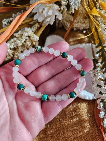 Bracelets en Pierres Naturelles – Jade Tianshan et Régalite teintée