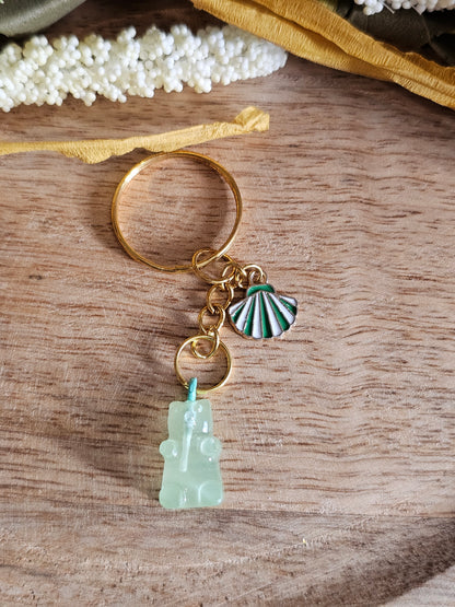 Porte-clé Ours en Résine – Charme et Originalité à Emporter !