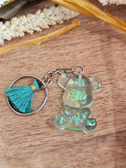 Porte-clé Ours en Résine – Charme et Originalité à Emporter !